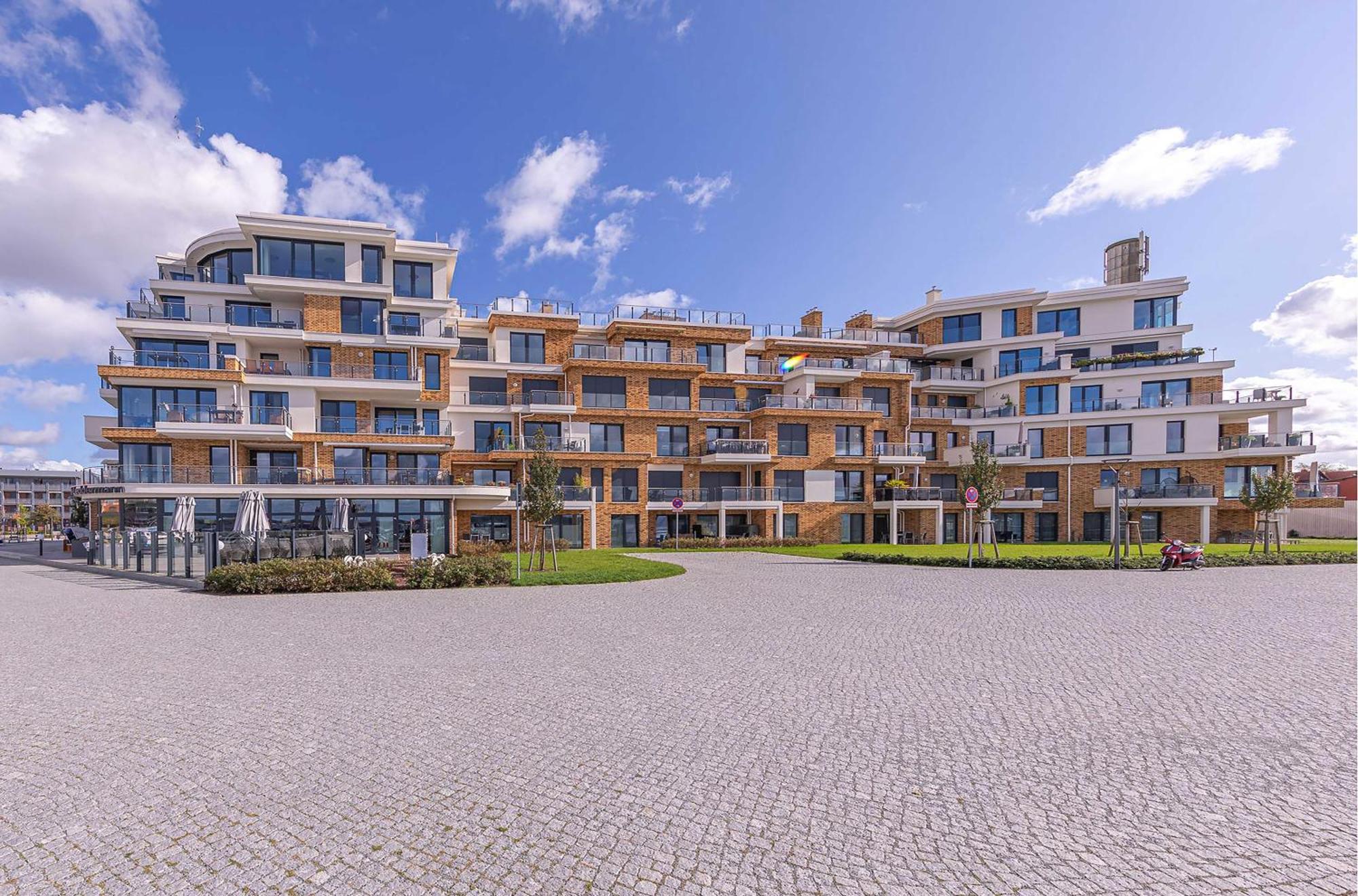 Atlantica - Apartment In Der Hafenresidenz Mit Wellness & Mueritzblick Waren  Buitenkant foto