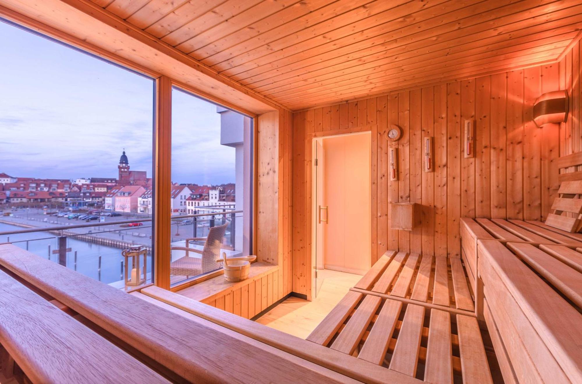 Atlantica - Apartment In Der Hafenresidenz Mit Wellness & Mueritzblick Waren  Buitenkant foto